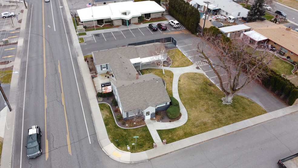 27 N Morain St, Kennewick, WA en venta - Foto del edificio - Imagen 1 de 14