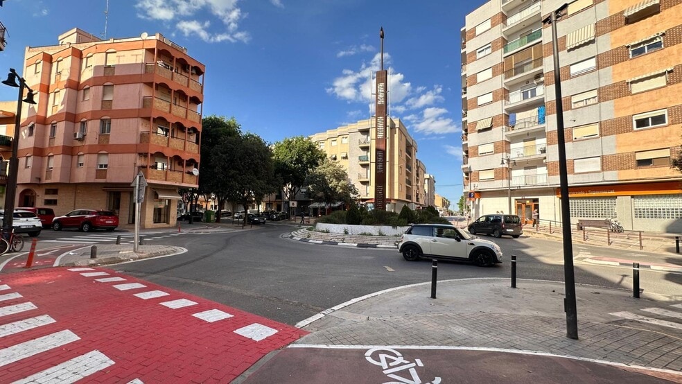 Local en L'Alcúdia, Valencia en venta - Foto del edificio - Imagen 1 de 10