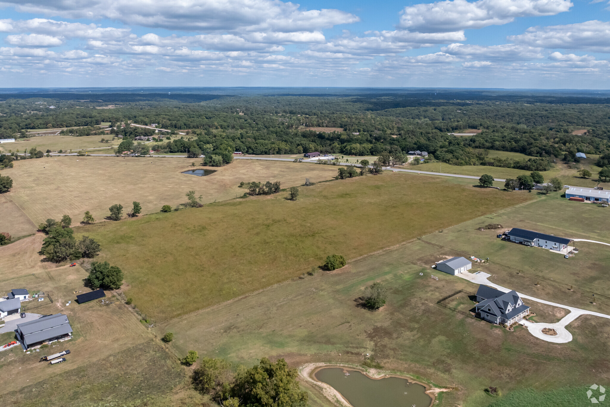 AR-72, Bentonville, AR en venta Foto del edificio- Imagen 1 de 17