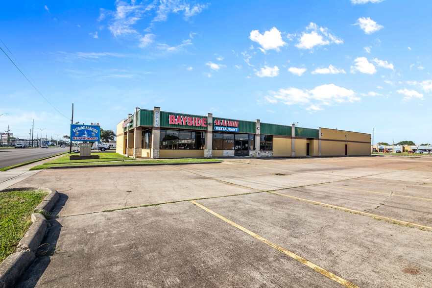 4202 N Navarro St, Victoria, TX en venta - Foto del edificio - Imagen 2 de 48