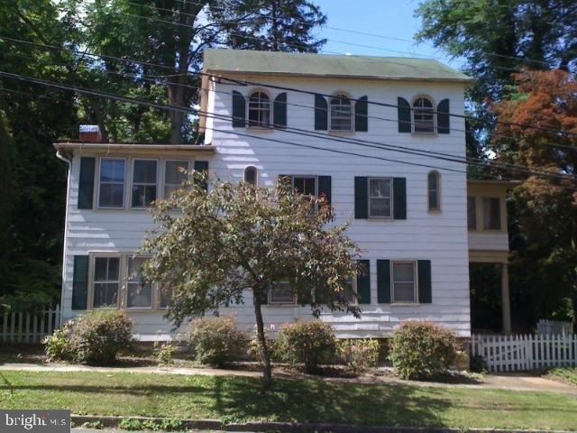 304 W German St S, Shepherdstown, WV en venta Foto principal- Imagen 1 de 33