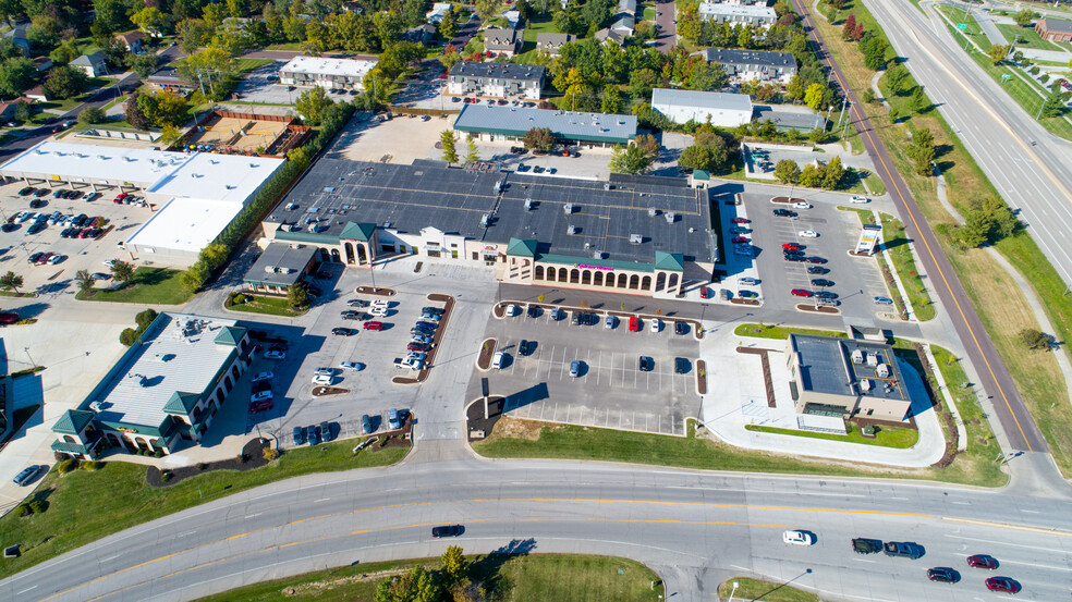 205 E Nifong Blvd, Columbia, MO en alquiler - Foto del edificio - Imagen 2 de 8