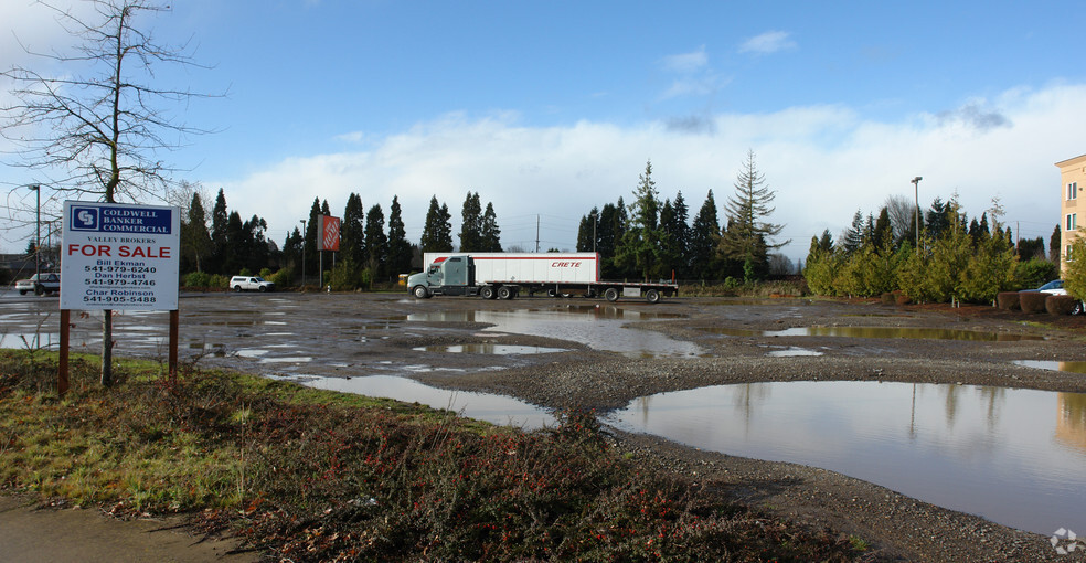 Fescue St SE, Albany, OR en alquiler - Foto principal - Imagen 1 de 5