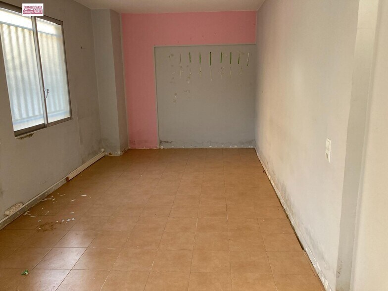 Local en Benifaió, Valencia en venta - Foto del edificio - Imagen 2 de 10