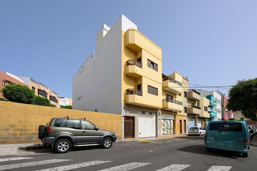 Calle Profesor Ortega Moreno, 22, Telde, Las Palmas en venta - Foto del edificio - Imagen 2 de 78