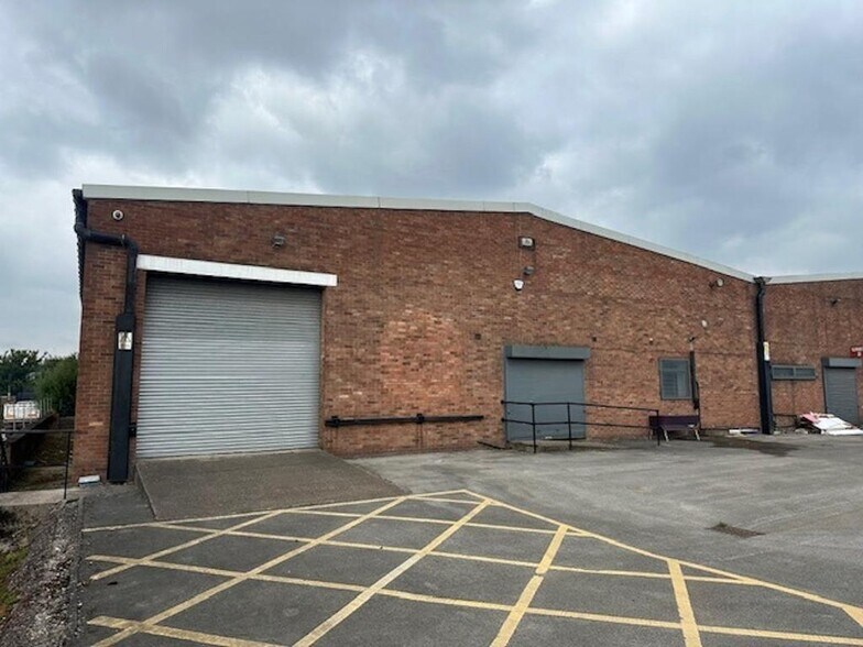 659 Eccles New Rd, Salford en alquiler - Foto del edificio - Imagen 3 de 7