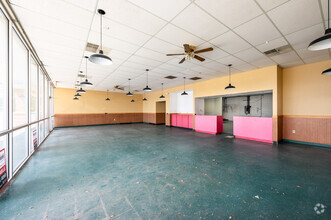 1200-1252 N Nappanee St, Elkhart, IN en alquiler Foto del interior- Imagen 1 de 2