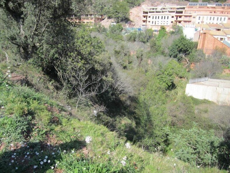 Polígono 13, 35, Serra, Valencia en venta - Foto del edificio - Imagen 1 de 9