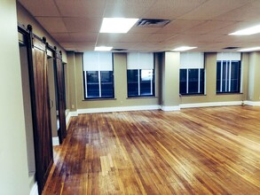 815 E Superior Ave, Cleveland, OH en alquiler Foto del interior- Imagen 2 de 16