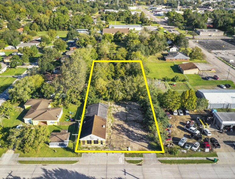 1916 Cedar Dr, La Marque, TX en venta - Foto del edificio - Imagen 1 de 9