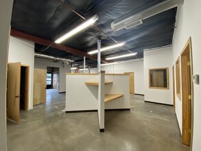 217 N Rupert St, Fort Worth, TX en alquiler Foto del interior- Imagen 2 de 5