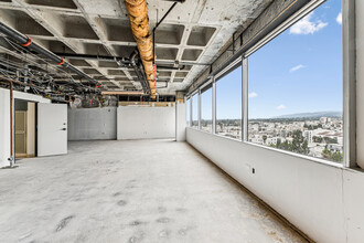 11645 Wilshire Blvd, Los Angeles, CA en alquiler Foto del interior- Imagen 2 de 3