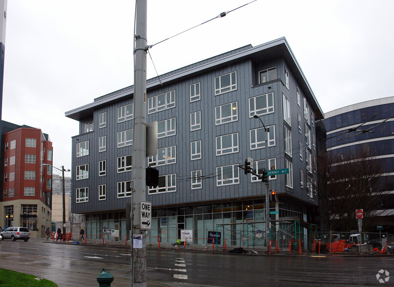 7 Denny Way, Seattle, WA en venta - Foto del edificio - Imagen 2 de 17