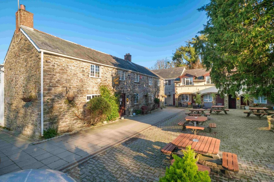 Liskeard Rd, Saltash en venta Foto del edificio- Imagen 1 de 9