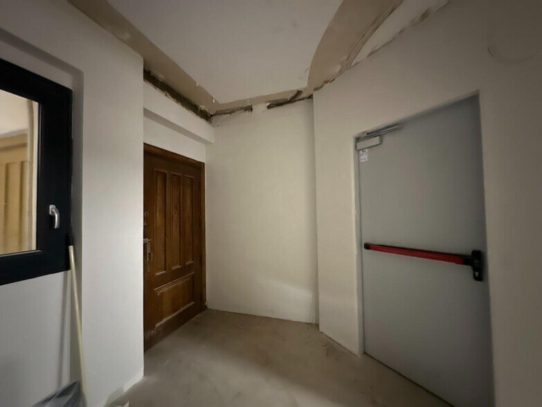 Oficina en Zaragoza, Zaragoza en alquiler - Foto del interior - Imagen 1 de 86