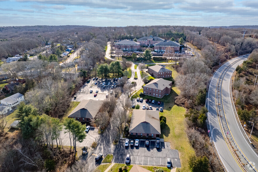 300 Centerville Rd, Warwick, RI en venta - Vista aérea - Imagen 3 de 11