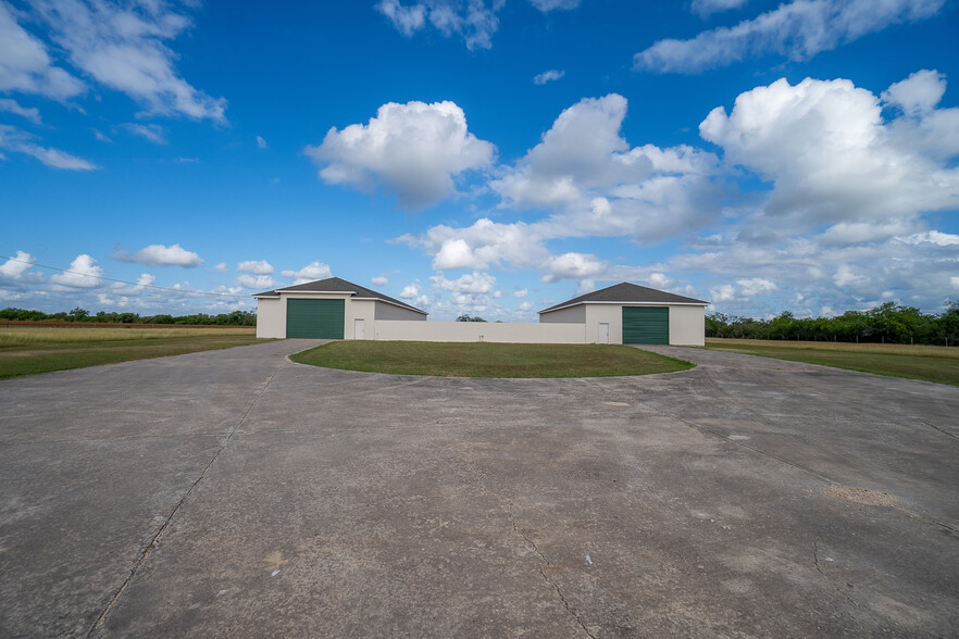 27178 San Roman Rd, Bayview, TX en venta - Foto principal - Imagen 1 de 17