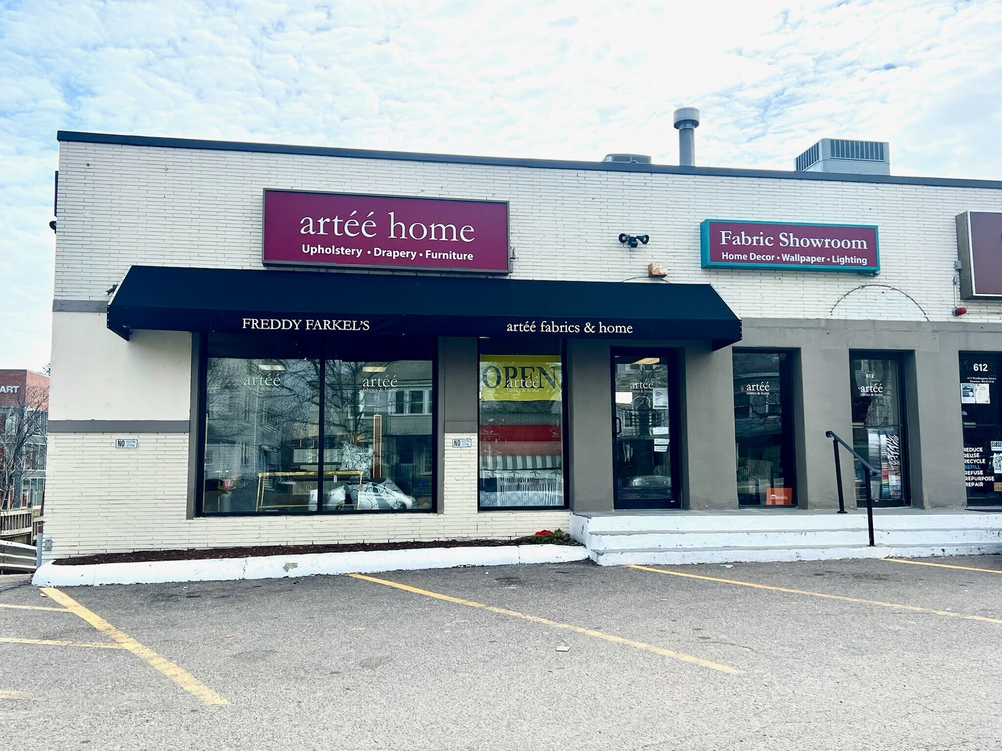 612 Washington St, Newton, MA en alquiler Foto del edificio- Imagen 1 de 12