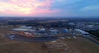 London Oxford Airport - Inmueble