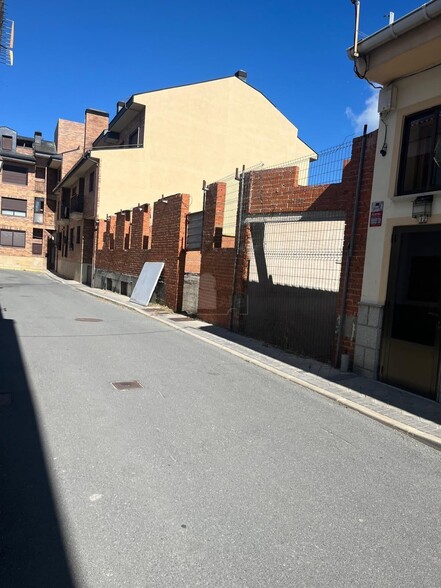 Terreno en El Espinar, Segovia en venta - Foto del edificio - Imagen 2 de 8