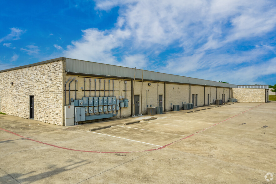 7017 Baker Blvd, Richland Hills, TX en alquiler - Foto del edificio - Imagen 3 de 4