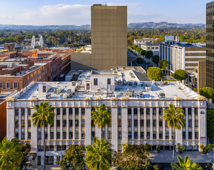 9615 Brighton Way, Beverly Hills, CA en alquiler - Vista aérea - Imagen 2 de 10