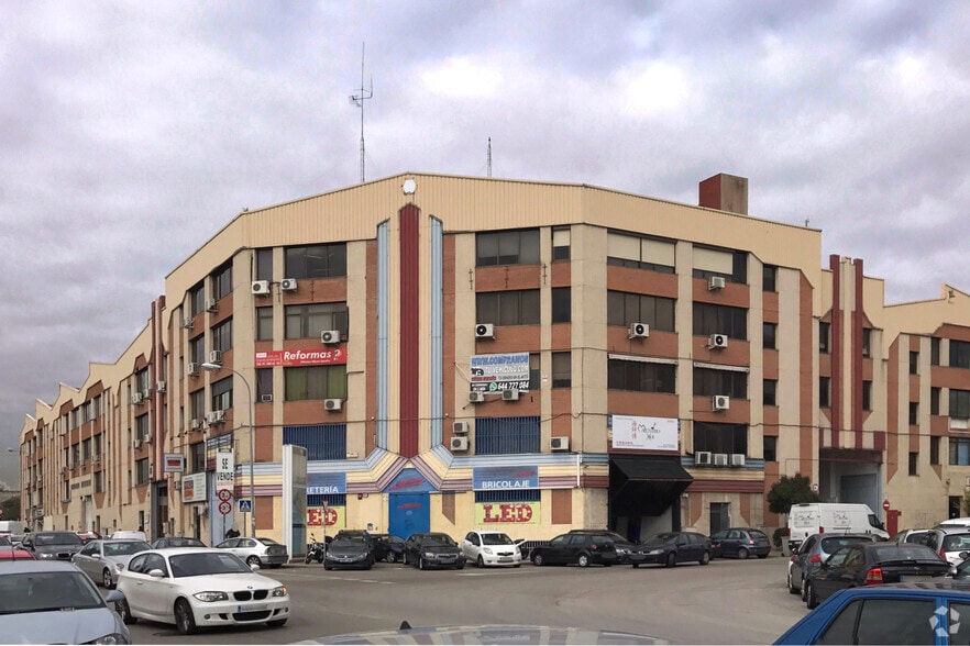 Calle de Luis i, I 60, Madrid, Madrid en venta - Foto del edificio - Imagen 2 de 4