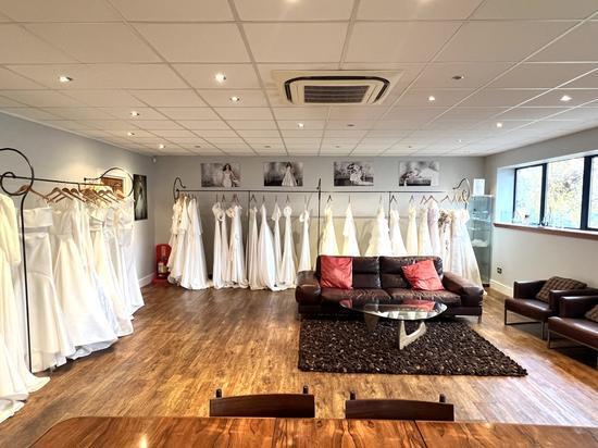 Riverwalk Rd, Enfield, LND EN3 7UB - Unidad 18 -  - Foto del interior - Image 1 of 5