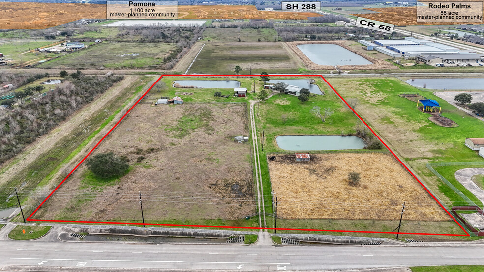 4901 Almeda School Road, Rosharon, TX en venta - Foto del edificio - Imagen 2 de 24