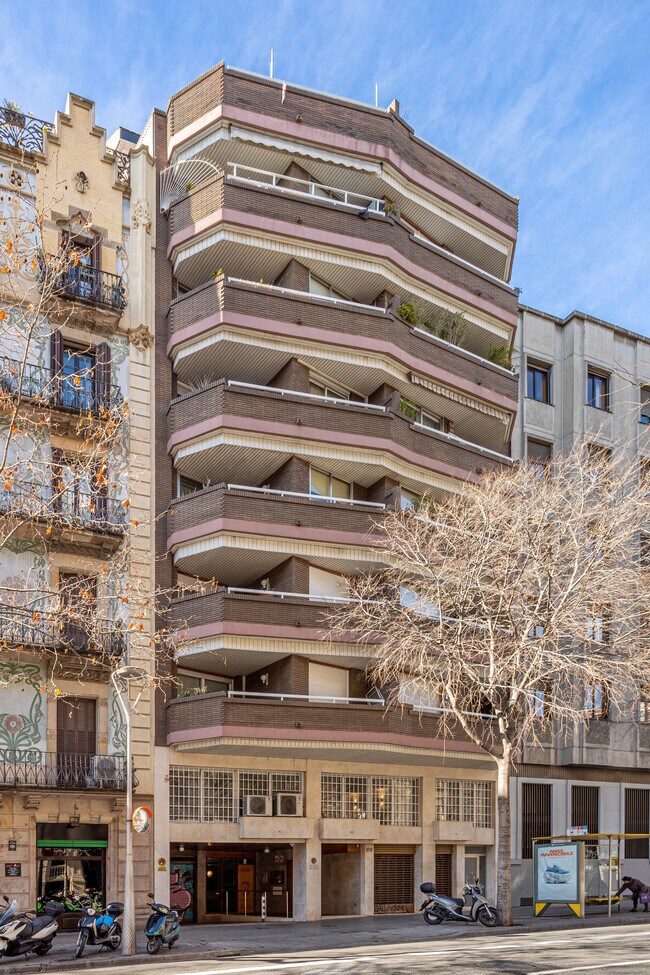 Más detalles de Carrer del Bruc, 129, Barcelona - Oficina en alquiler