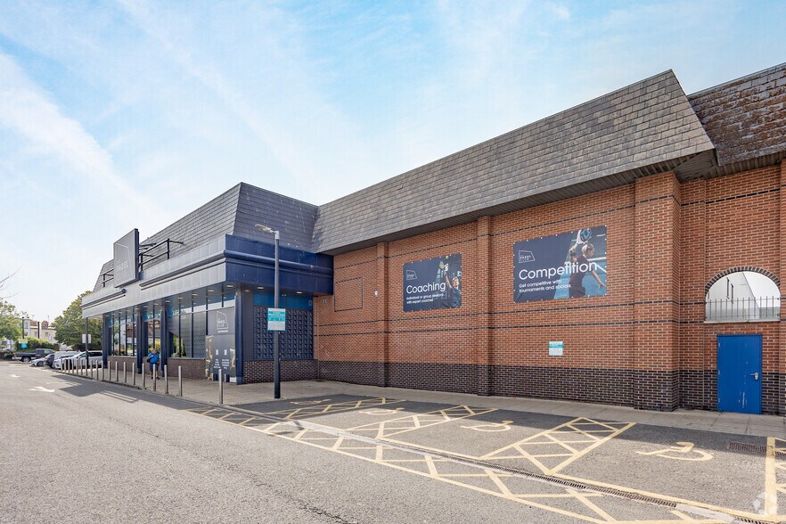 St. Ann Way, Gloucester en alquiler - Foto del edificio - Imagen 1 de 3