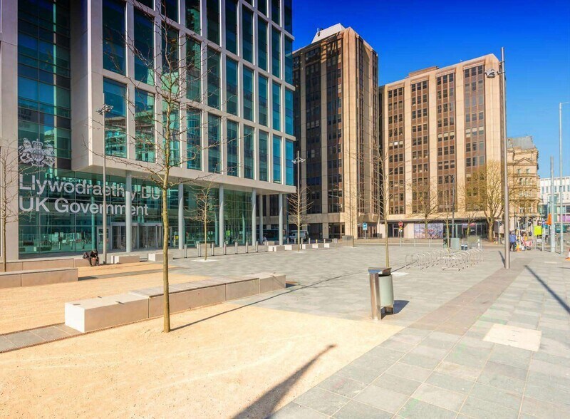 Wood St, Cardiff en alquiler - Foto del edificio - Imagen 1 de 2