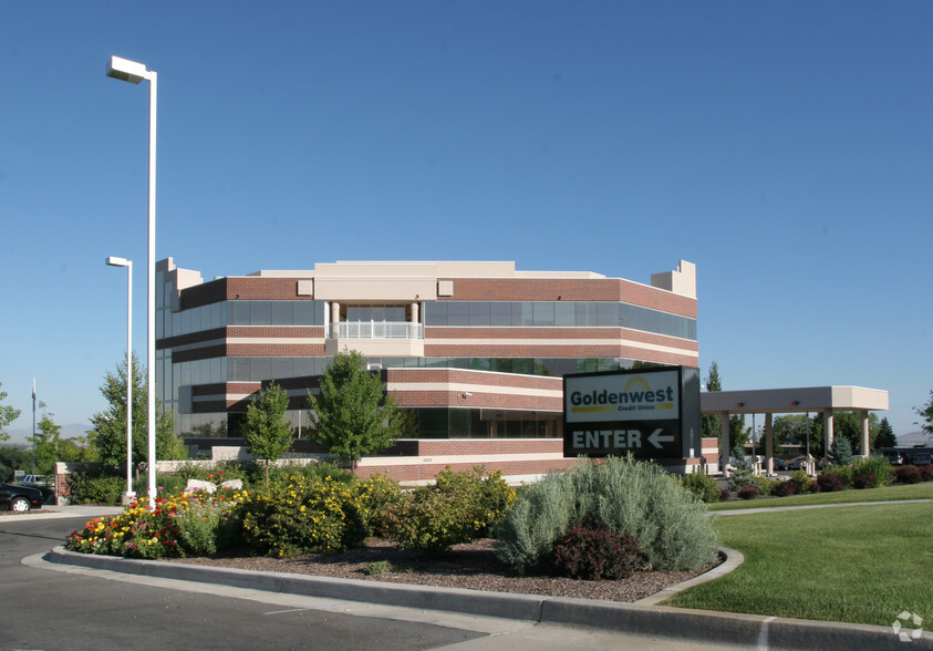 5025 Adams Ave, Ogden, UT en alquiler - Foto del edificio - Imagen 3 de 11