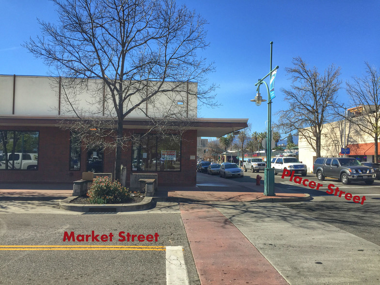 1700 Market St, Redding, CA en alquiler - Foto del edificio - Imagen 3 de 15