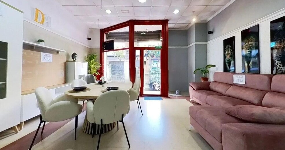 Carrer de Ramon Gallud, Torrevieja, Alicante en venta - Foto del interior - Imagen 1 de 7