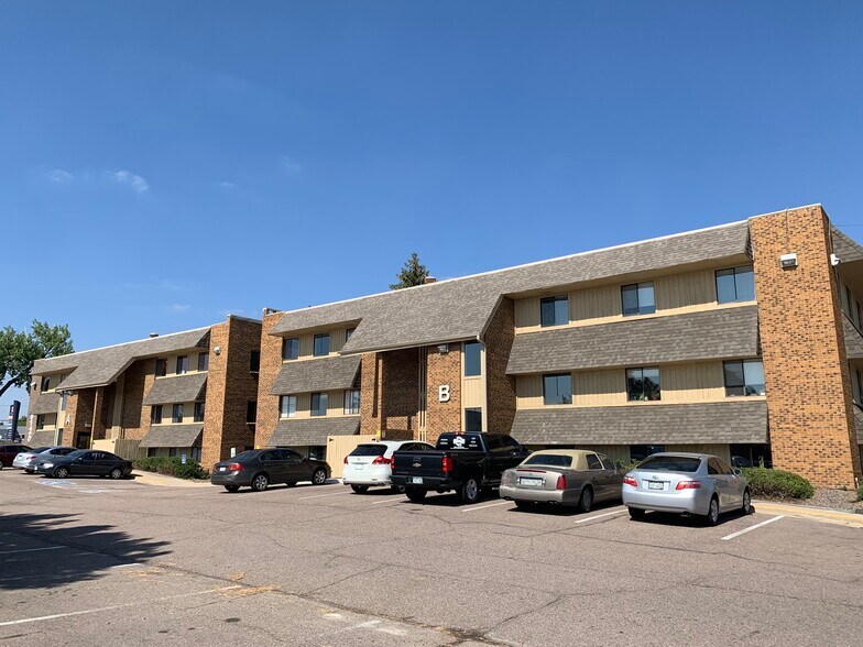 8120 Sheridan Blvd, Arvada, CO en alquiler - Foto del edificio - Imagen 2 de 8