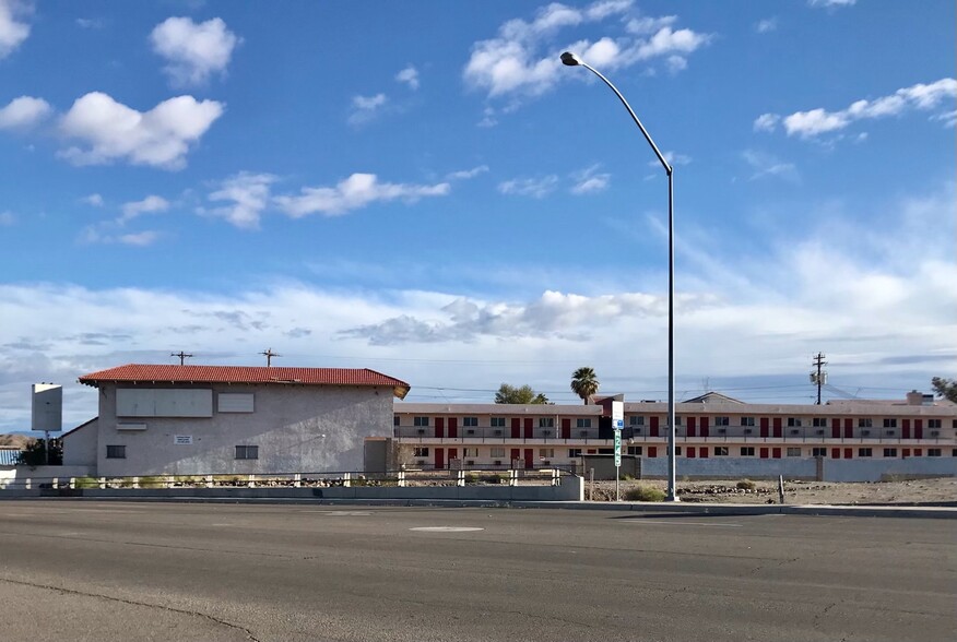 1978 Highway 95, Bullhead City, AZ en venta - Foto del edificio - Imagen 3 de 11