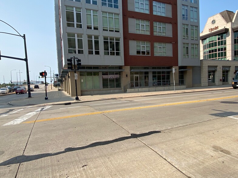 115 E Walnut St, Green Bay, WI en alquiler - Foto del edificio - Imagen 2 de 9