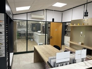 1-4 Hawthorne Farm Business Park, Winterborne Stickland en alquiler Foto del interior- Imagen 2 de 17