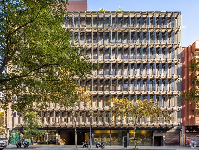 Gran Vía de les Corts Catalanes, 764, Barcelona, Barcelona en alquiler - Foto del edificio - Imagen 2 de 5