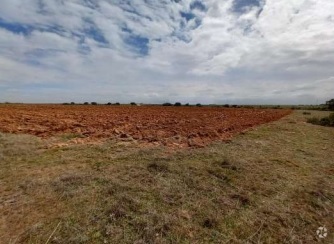 Urbanización Polígono 6, Fuentelahiguera de Albatages, Guadalajara en venta - Foto del edificio - Imagen 2 de 10