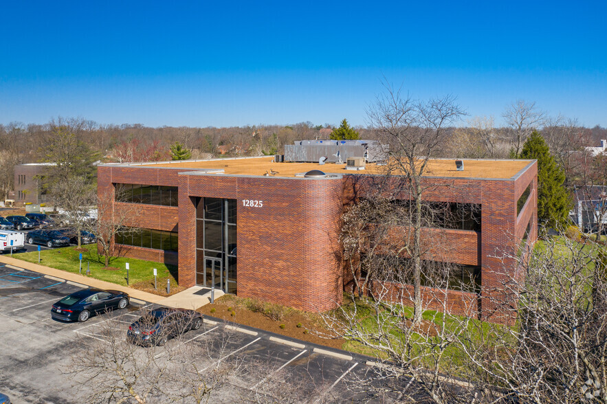 12825 Flushing Meadows Dr, Saint Louis, MO en alquiler - Foto del edificio - Imagen 2 de 4