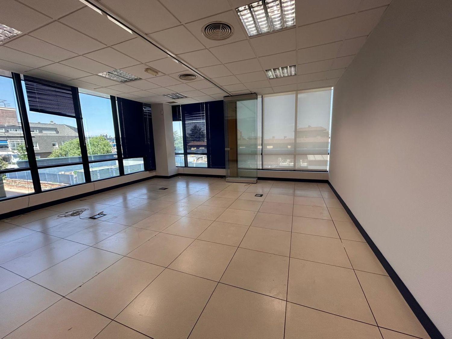 Avenida de los Reyes Católicos, 8, Majadahonda, Madrid en alquiler Foto del interior- Imagen 1 de 8