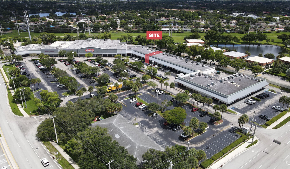 701 NW 99th Ave, Pembroke Pines, FL en alquiler - Foto del edificio - Imagen 1 de 24