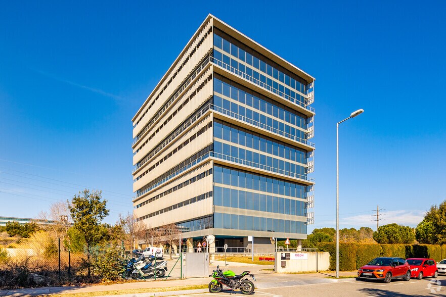 Avinguda Via Augusta, 71, Sant Cugat del Vallès, Barcelona en alquiler - Foto del edificio - Imagen 1 de 5