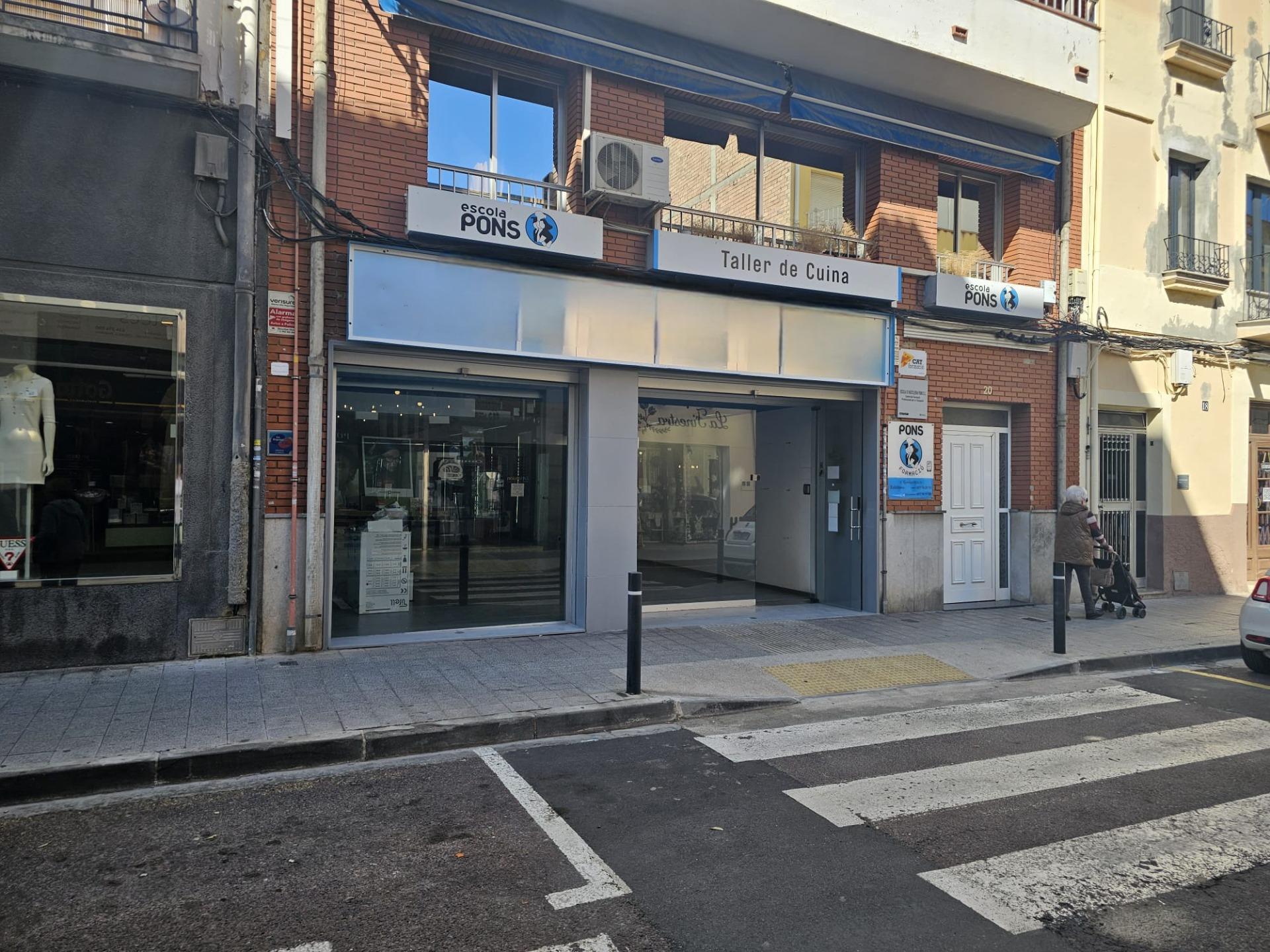 Local en Sant Carles de la Ràpita, Tarragona en alquiler Foto principal- Imagen 1 de 7