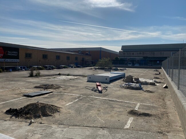 Más detalles de Calle Rey Pastor, 16, Leganés - Terreno en alquiler