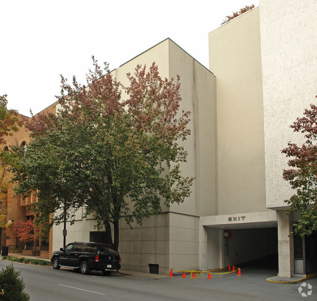 828 Main St, Lynchburg, VA en alquiler - Foto del edificio - Imagen 3 de 18