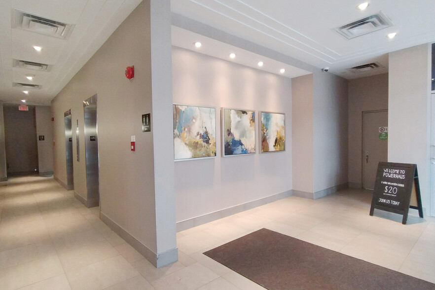 411 Roosevelt Ave, Ottawa, ON en alquiler - Foto del interior - Imagen 2 de 8