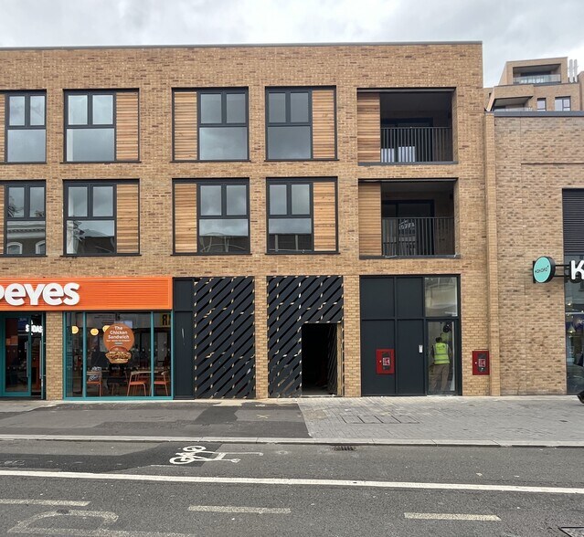 182-186 High St, Hounslow en alquiler - Foto del edificio - Imagen 2 de 2